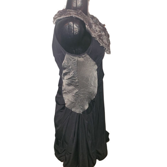 Joseph Ribkoff black sleeveless ruffled neckline dress Sz.12 - Picture 4 of 7